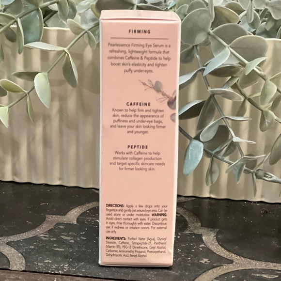 Pearlessence Firming Eye Serum - Picture 2 of 2